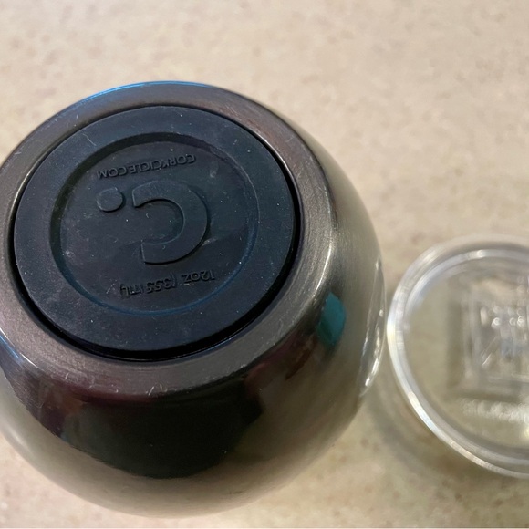 Corkcicle 12 oz stemless wine glass - Picture 3 of 4